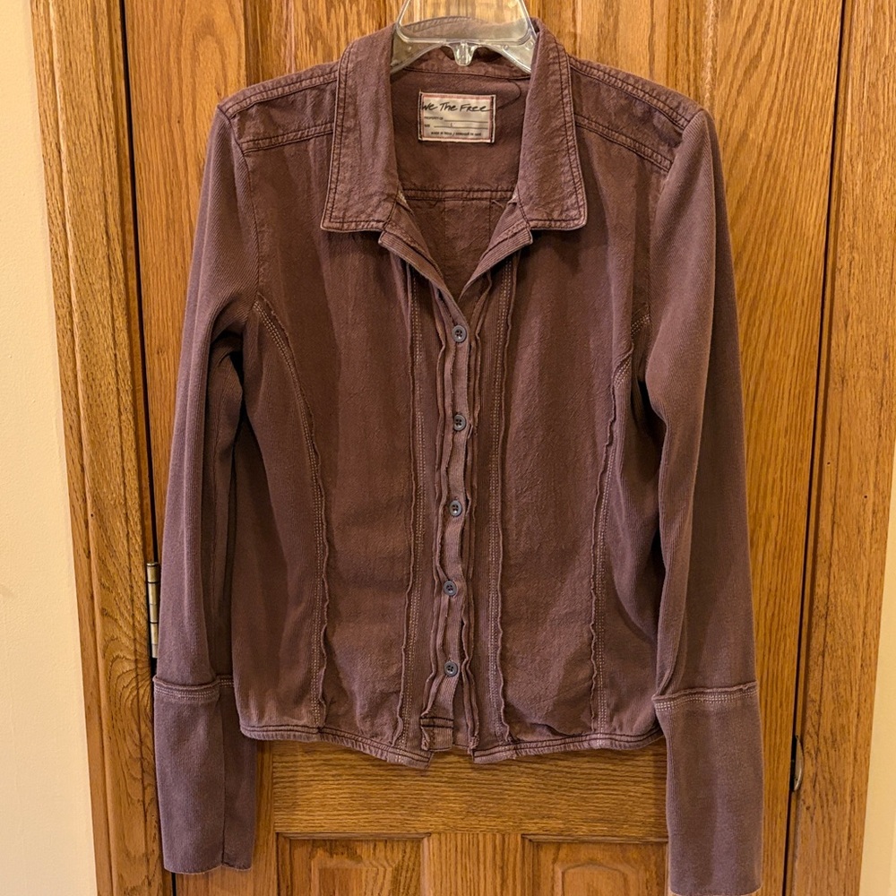 We The Free Brown Label Detail Patch NWOT